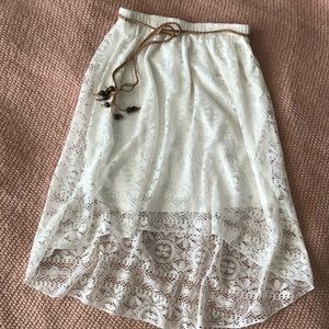 Lace skirt